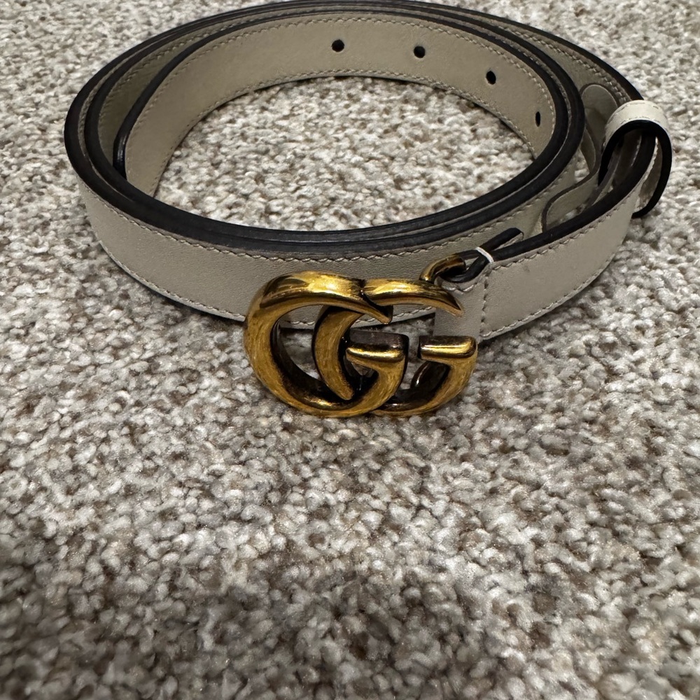 Elegant Cream Belt with Gold Buckle